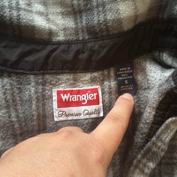 Wrangler flannel fleece button down small‎ - Picture 3 of 3